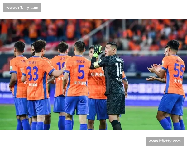 广州恒大迎战上海绿地焦点对决中超争冠格局再起波澜引发球迷热议关注