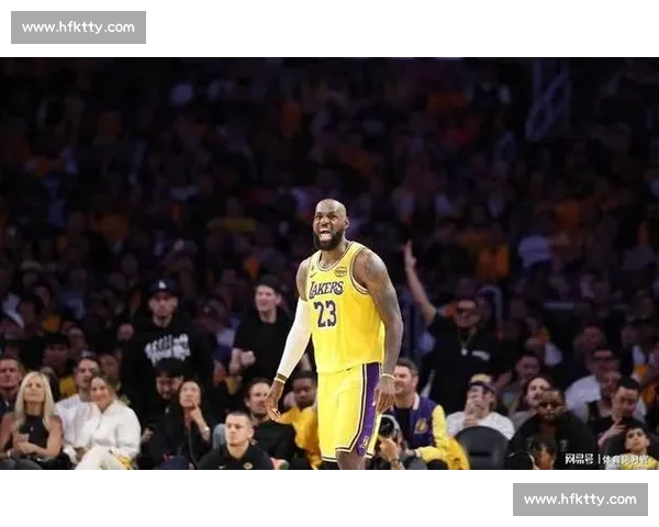 湖人对决热火第四场比赛视频回顾詹眉统治攻防关键瞬间解析全场表现